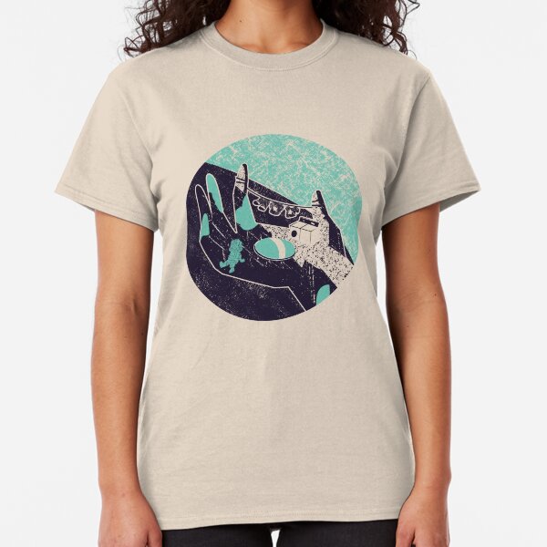 On the hand Classic T-Shirt