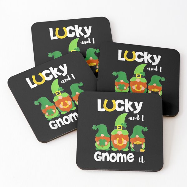 Aperçu de l'œuvre Chanceux et je le gnome drôle St Paddy Day Gnomes Shamrock créée et vendue par lolahomya.