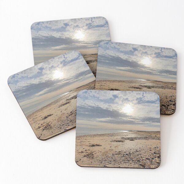 Artikelvorschau, Morgensonne über einer Strandfotografie Isle of Sheppey entworfen und verkauft von s10-Photography.