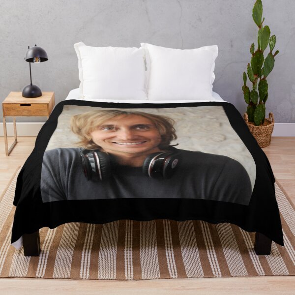 Item preview, David Guetta designed and sold by DryRidge.