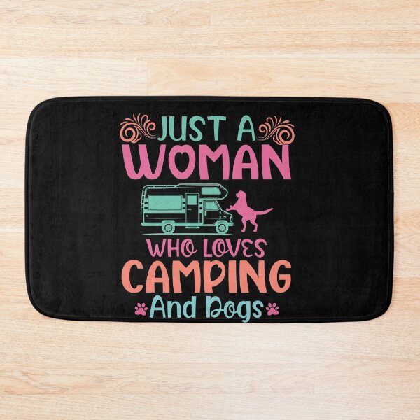 Item preview, SÓLO UNA MUJER QUE AMA LOS CAMPOS Y LOS PERROS, Derechos de las mujeres, Regalo de feminismo para mujeres, Camiseta para niñas, Camiseta del día de la mujer, Regalo para ella, Camiseta del 8 de marzo, Regalo del día de la madre, Mujer designed and sold by buzz1days.
