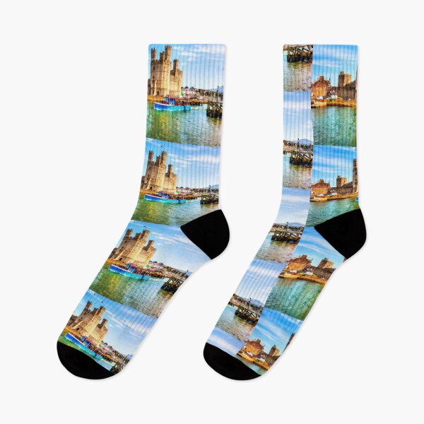 Item preview, Paseo en barco por el castillo de Caernarfon designed and sold by Paul Thompson Photography.