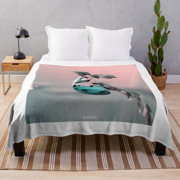 Item preview, Ladybug carries the ocean - the world of all species designed and sold by LuxaVinfa.