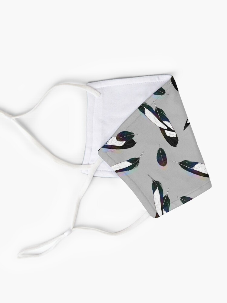 Alternate view of Magpie Feathers - Color Mask