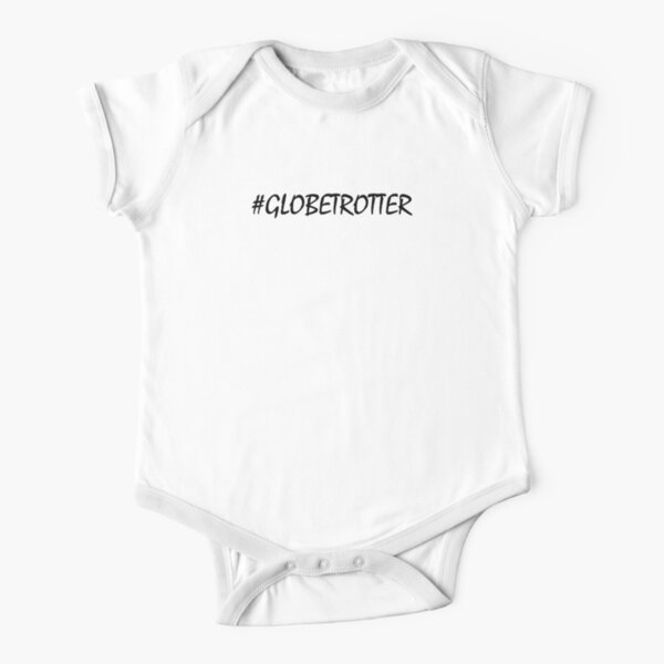 Globetrotter mit Hashtag Zeichen schwarz und weiß minimalistischen Zitat Vintage Typografie Baby Body Kurzarm