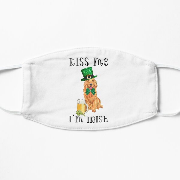 Kiss Me I'm Irish : Golden Retriever in White Background for St. Patrick's Day Flat Mask