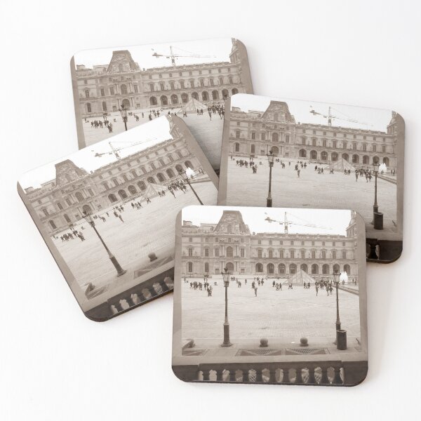 Item preview, Una tarde en el Louvre, París - Un viaje de arte 01 designed and sold by vortexatelier.