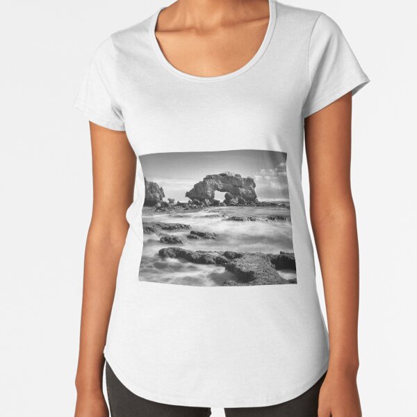 Premium Scoop T-Shirt