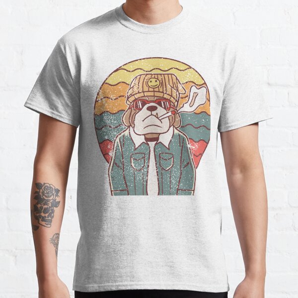 Bulldog smoking, bulldog, cool dog owner gift, funny dog, retro vintage graphic, dog lovers, english bulldog Classic T-Shirt