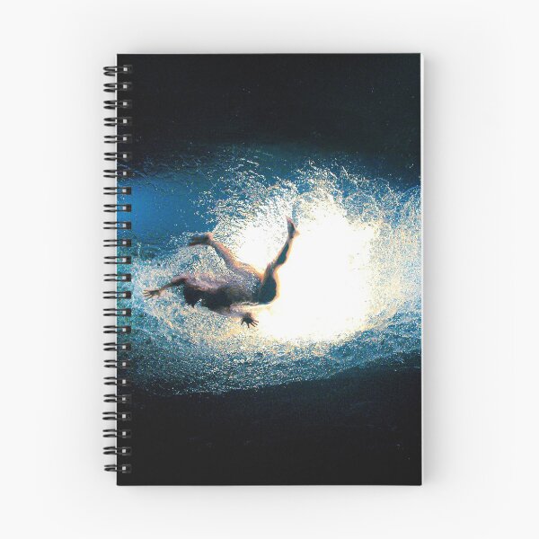 Item preview,  donde se baja un techo de plástico cubierto de agua sobre la audiencia y el cuerpo de los artistas lo golpea. Un espectáculo increíble para ver en Nueva York.

+ Copyright John E Photography 2010+ designed and sold by John Englezos.