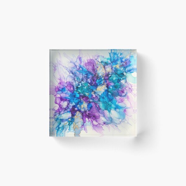 Aperçu de l'œuvre Alcohol Ink Art Purple & Blue avec des accents d'or créée et vendue par Lavenna.