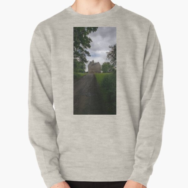 Midhope Castle, Scotland - Lallybroch Pullover Sweatshirt