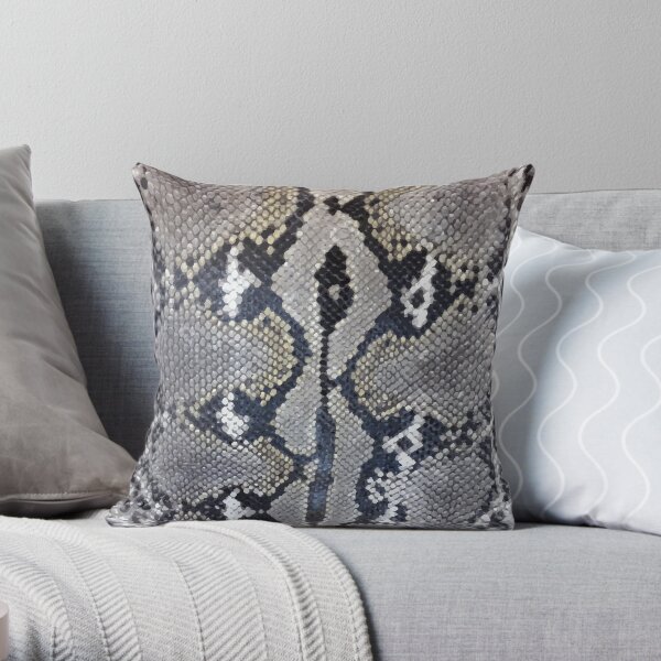 Python snake skin texture design Throw Pillow