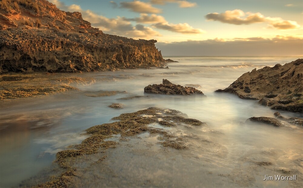 Pearses Beach - Blairgowrie by Jim Worrall