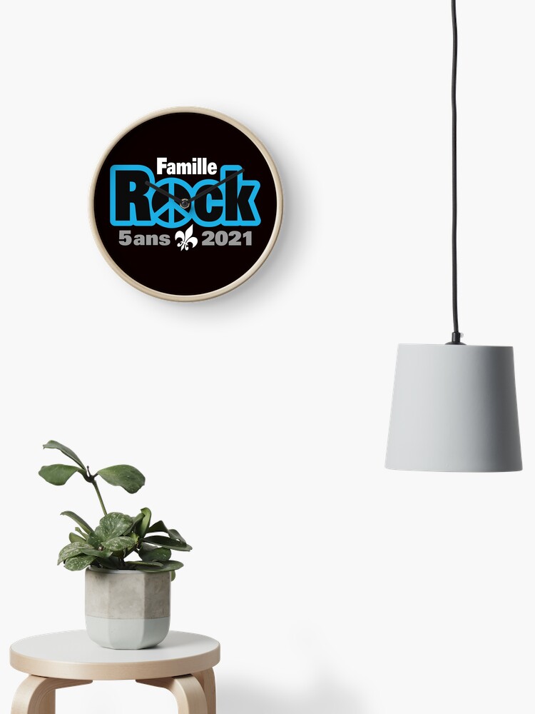 Aperçu 1 sur 4. Horloge avec l'œuvre Famille Rock Édition 5ans créée et vendue par Ggiguere9.