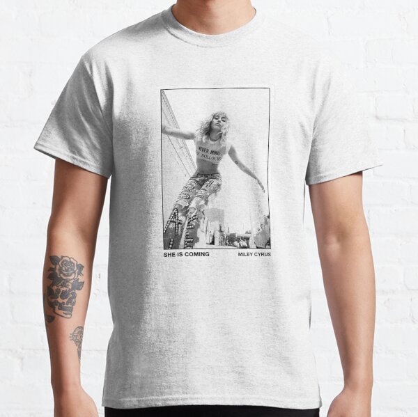 Ella viene Miley Camiseta clásica