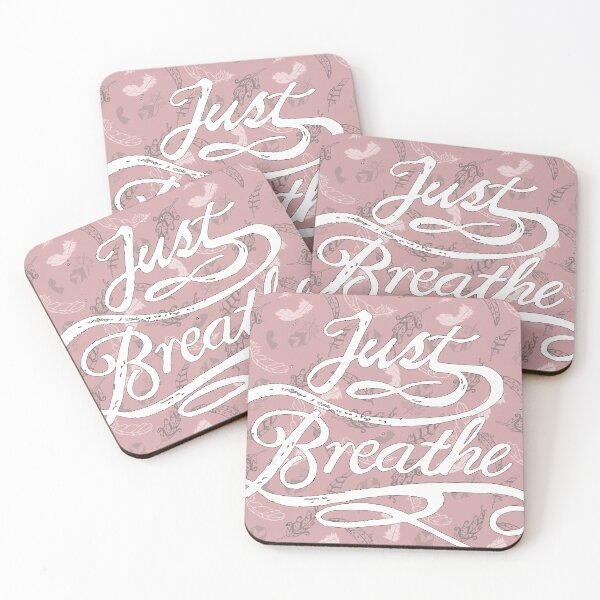 Aperçu de l'œuvre Texte calligraphié à la main en rose poudré « Just Breathe » créée et vendue par CJAura by Claire Jane Johnson.