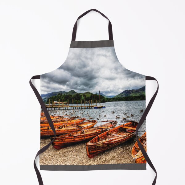 Artikelvorschau, Derwentwater Ruderboote vor dem Sturm entworfen und verkauft von Paul Thompson Photography.