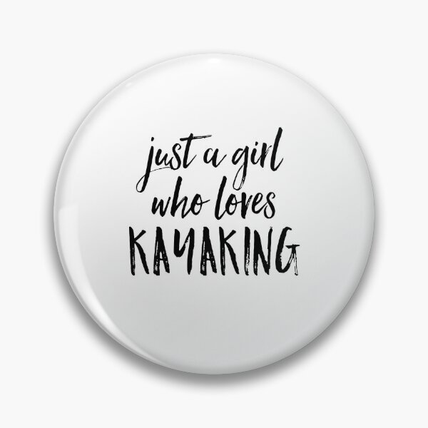 Aperçu de l'œuvre Just a Girl Who Loves Kayaking créée et vendue par HalpinDesign.