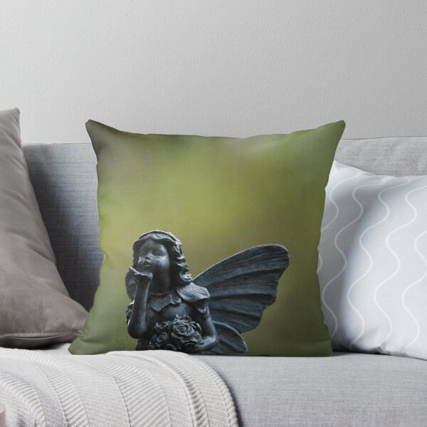 Item preview, besos bajo la lluvia designed and sold by Richard Owen.