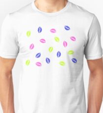80er Jahre Neon Pink Kuss Pop Art Liebe Romantik Leidenschaft Lippen in gelb grün blau Unisex T-Shirt
