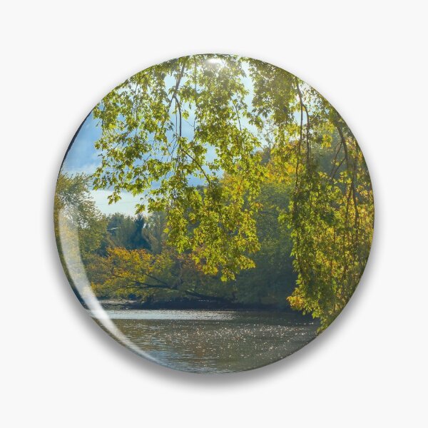 Artikelvorschau, Am Fluss rumhängen entworfen und verkauft von Adam Bykowski.