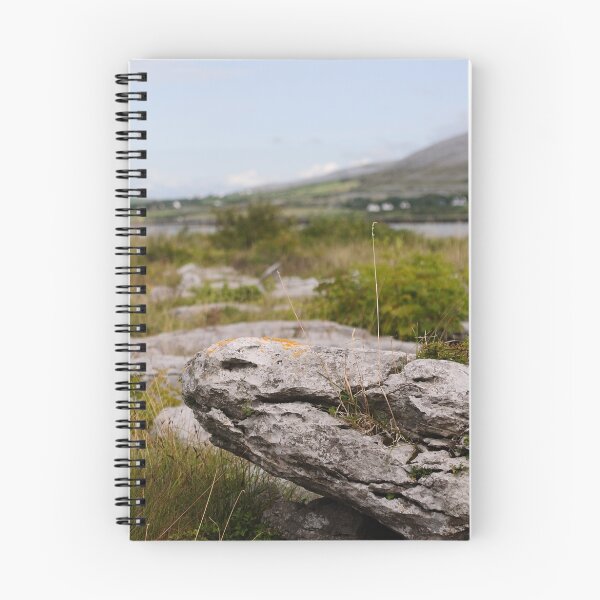 Artikelvorschau, Burren Rock auf der Bucht von Galway entworfen und verkauft von Kathinka.