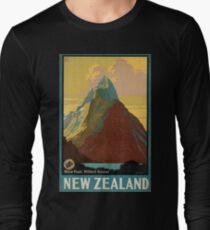 Vintage poster - New Zealand Long Sleeve T-Shirt