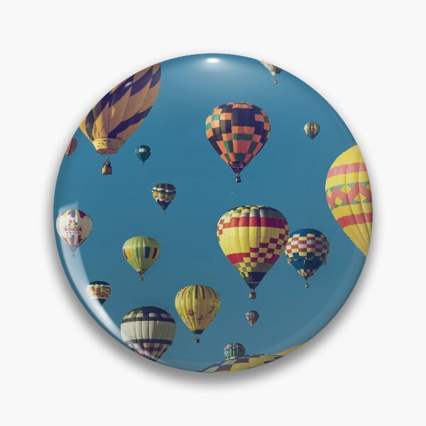 Artikelvorschau, Heißluftballon mit blauem Himmel entworfen und verkauft von Rell1970.