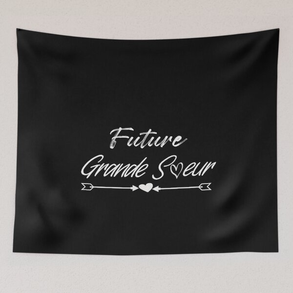 Aperçu de l'œuvre Future Grande Soeur T-shirt classique, t-shirt familial créée et vendue par Ikgha.