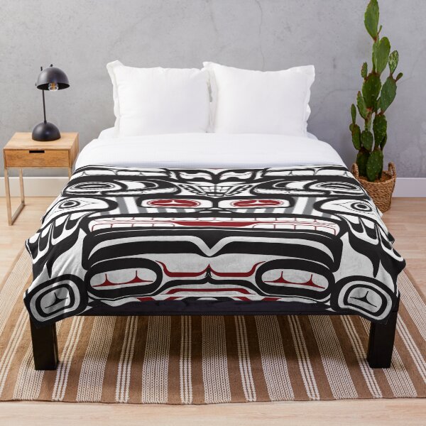 Thunderbird Bear Orca Totem Pole, coastal Salish Haida pacific north west formline design native american Throw Blanket