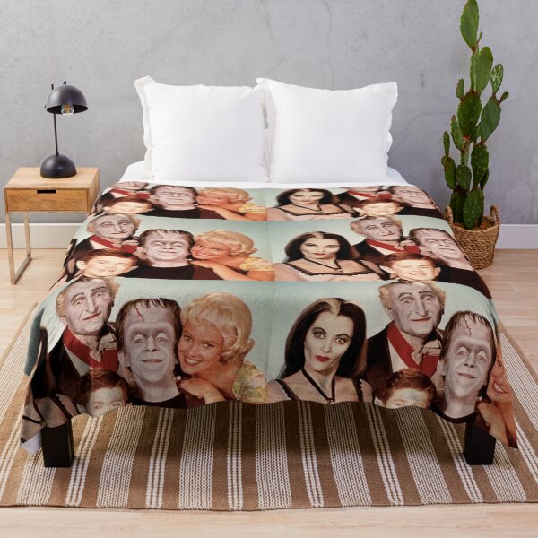 The Munsters - vintage 60s TV show Throw Blanket