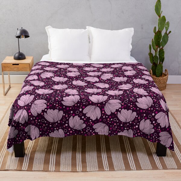 Artikelvorschau, Musterentwurf mit Blumensilhouetten entworfen und verkauft von andrutza-design.