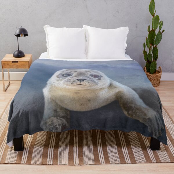 Artikelvorschau, Baby Seal Drei entworfen und verkauft von Elisabeth Lucas.