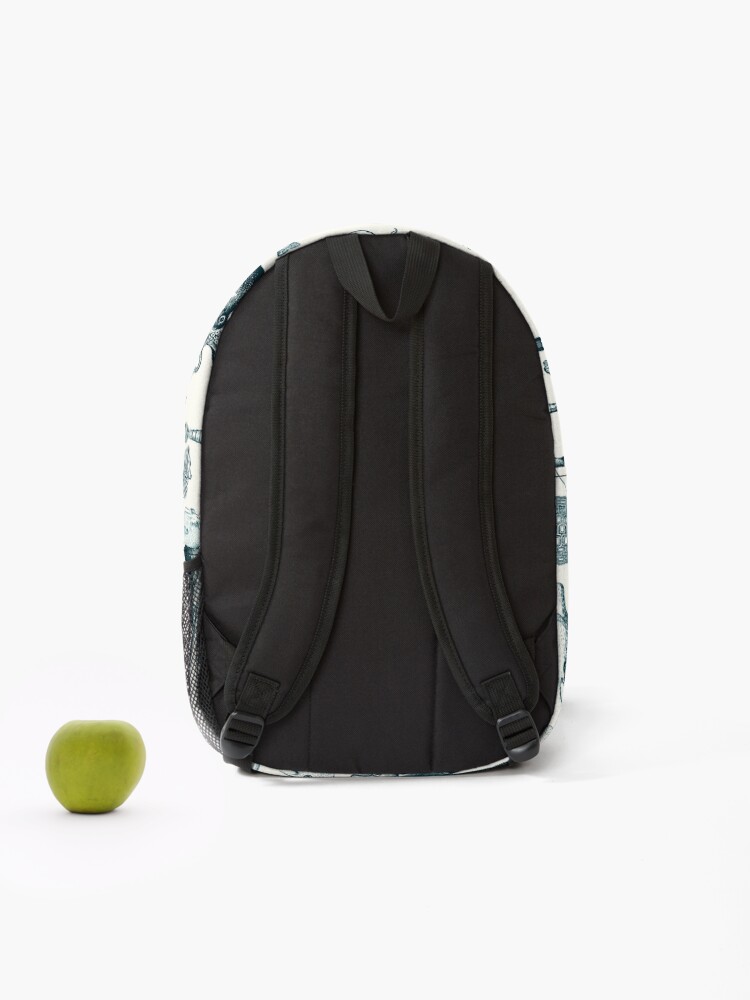 Imagen 2 de 3, Mochila con la obra Criaturas del mar, diseñada y vendida por maxigold.
