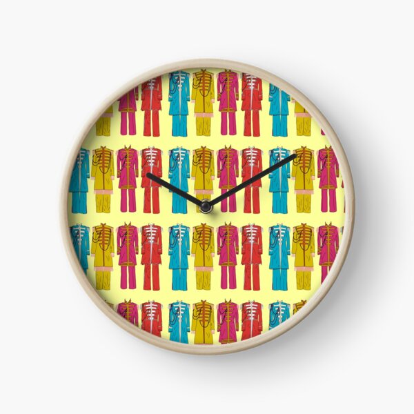 Artikel-Vorschau von Sergeant Pepper-Outfits, designt und verkauft von AnnieGarbs.