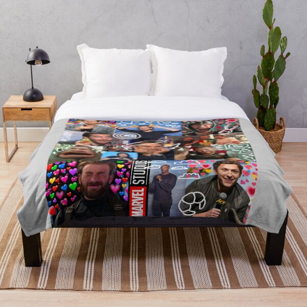 M A R V E L men collage Throw Blanket