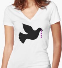 Tauben schreien Tailliertes T-Shirt mit V-Ausschnitt