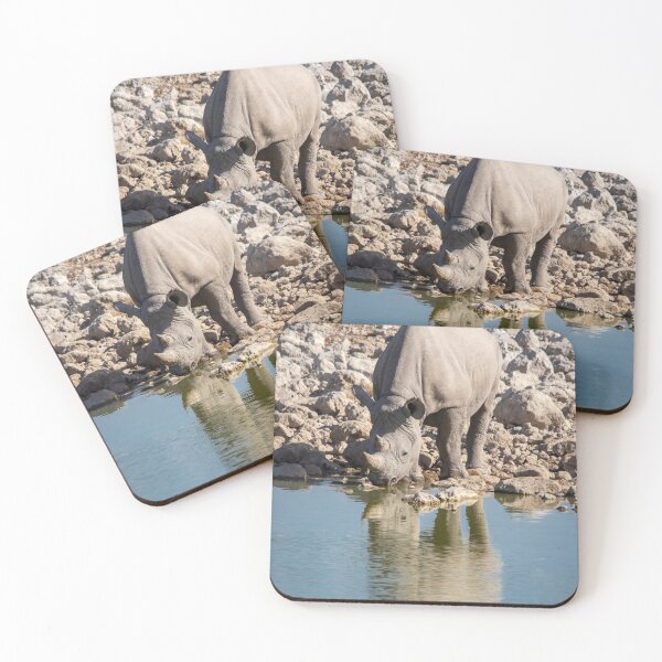 Aperçu de l'œuvre Boire du rhinocéros blanc, Etosha créée et vendue par Andrew Goodall.