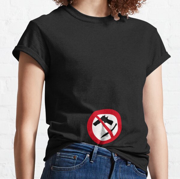 Hinweisschild: Waffenverbot an Bord Classic T-Shirt