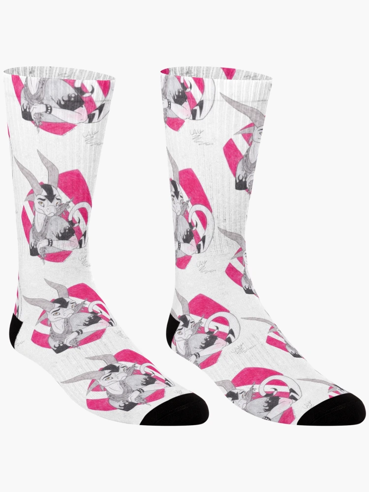 Aperçu 3 sur 5. Chaussettes avec l'œuvre Ziggy Souges créée et vendue par Dagonsheart.