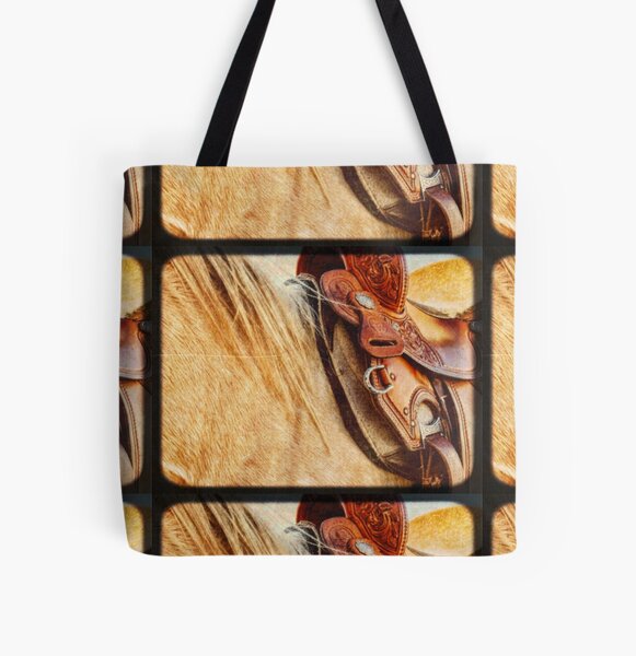 Aperçu de l'œuvre Cheval et selle vintage modernes créée et vendue par MidnightInk Designs.