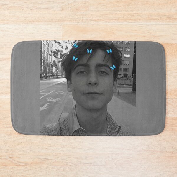 Artikelvorschau, Aidan Gallagher entworfen und verkauft von camilagoyena.