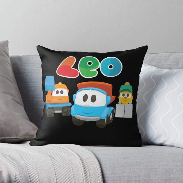 leo the truck, lifty and scoop Throw Pillow