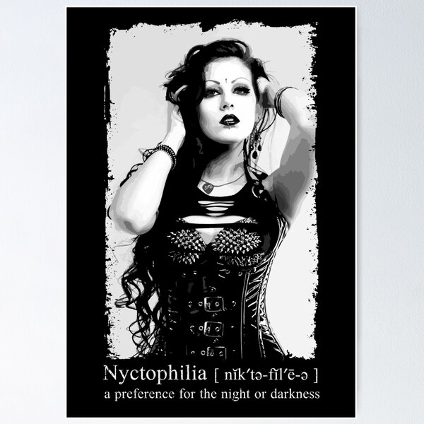 Aperçu de l'œuvre Nyctophilie, Amour des Ténèbres, Conception Occulte Gothique, Fille Goth, Cadeau Occulte créée et vendue par Proverbial Wisdom Design.