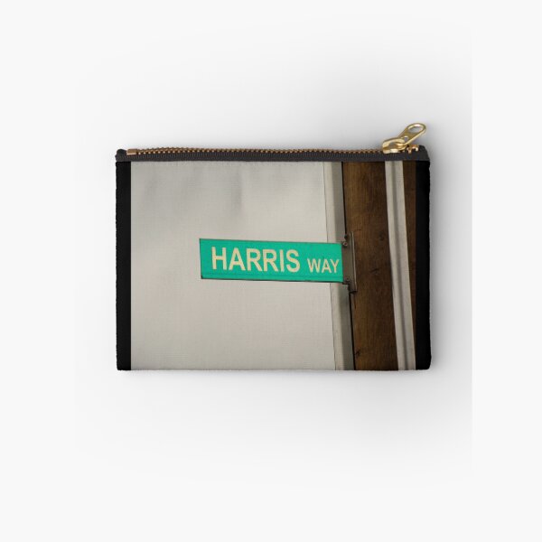 Artikelvorschau, Harris, Harris Tasse, Harris Grußkarte, Harris Postkarte, Harris Reisebecher, entworfen und verkauft von PicsByMi.