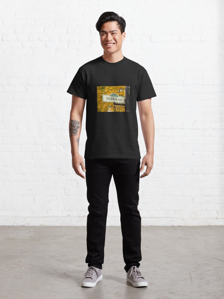 Alternate view of Harris, Harris sticker, Harris magnet, Harris mug, Harris mask Classic T-Shirt