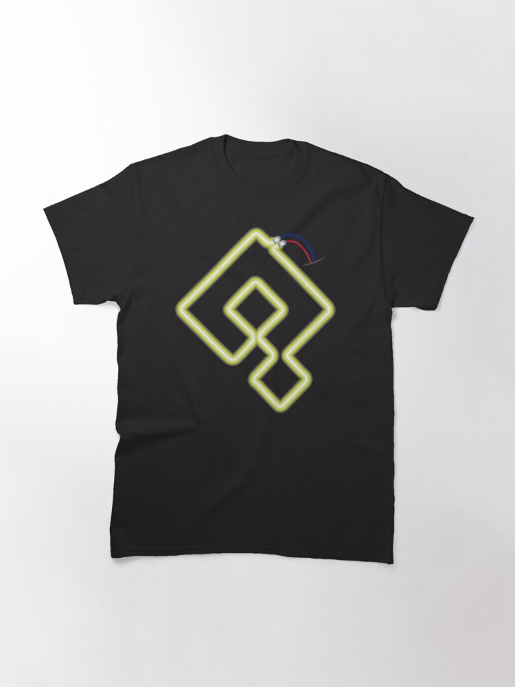 Imagen 3 de 7, Camiseta clásica con la obra aenigma Neon verde diseño geométrico, diseñada y vendida por achoprop.