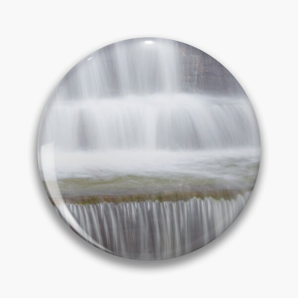 Artikelvorschau, milchiger Wasserfall entworfen und verkauft von KimhengFineArt.