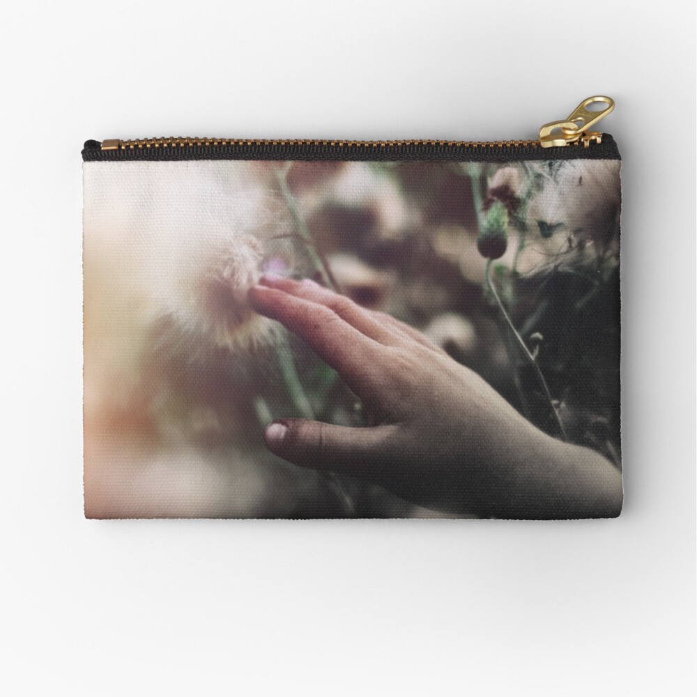 Reach Zipper Pouch